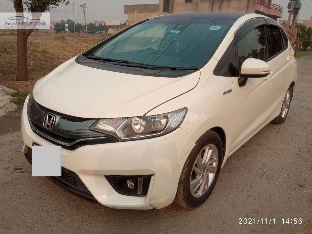 Honda Fit 2013 for Sale in Lahore Honda Fit 2013 for Sale in Lahore Image-3