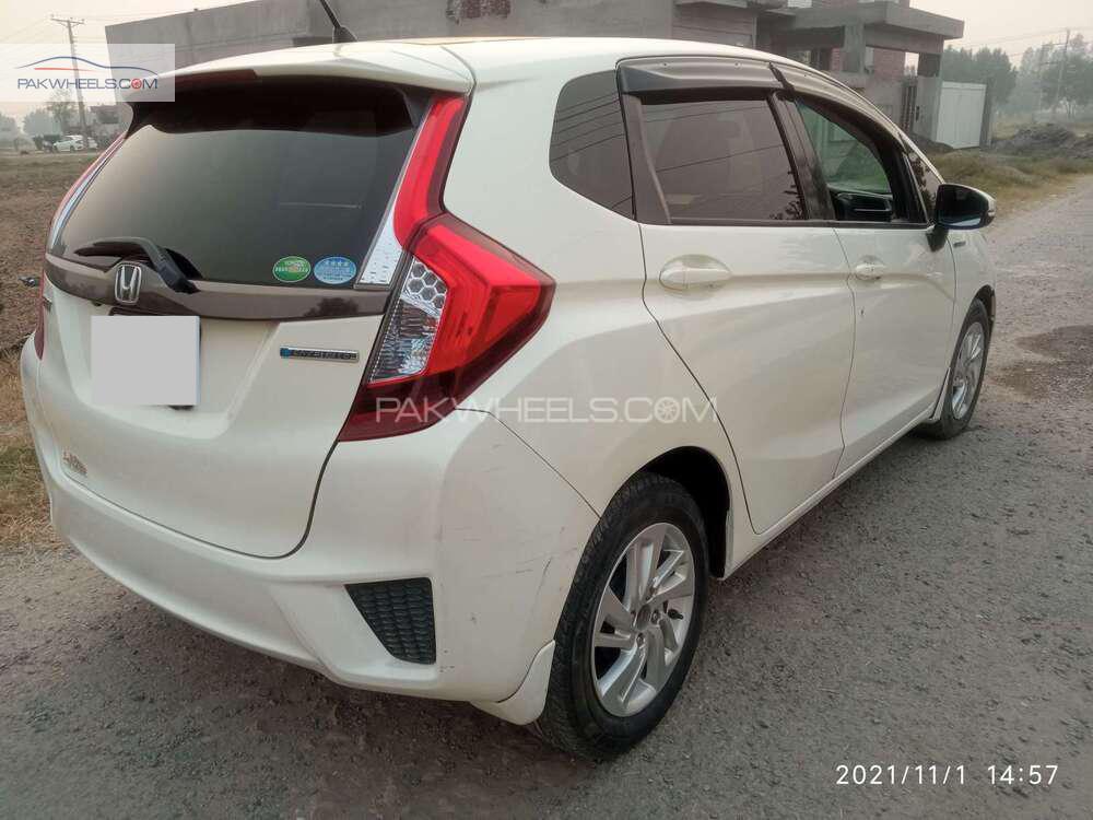 Honda Fit 2013 for Sale in Lahore Honda Fit 2013 for Sale in Lahore Image-4