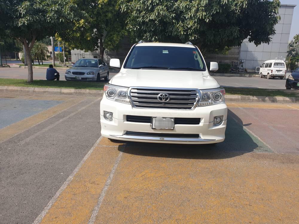 Toyota Land Cruiser 2010 for Sale in Lahore Toyota Land Cruiser 2010 for Sale in Lahore Image-2