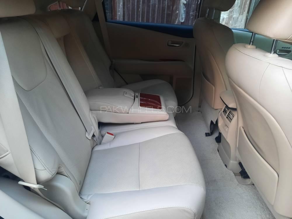 Lexus RX Series 2010 for Sale in Karachi Lexus RX Series 2010 for Sale in Karachi Image-14