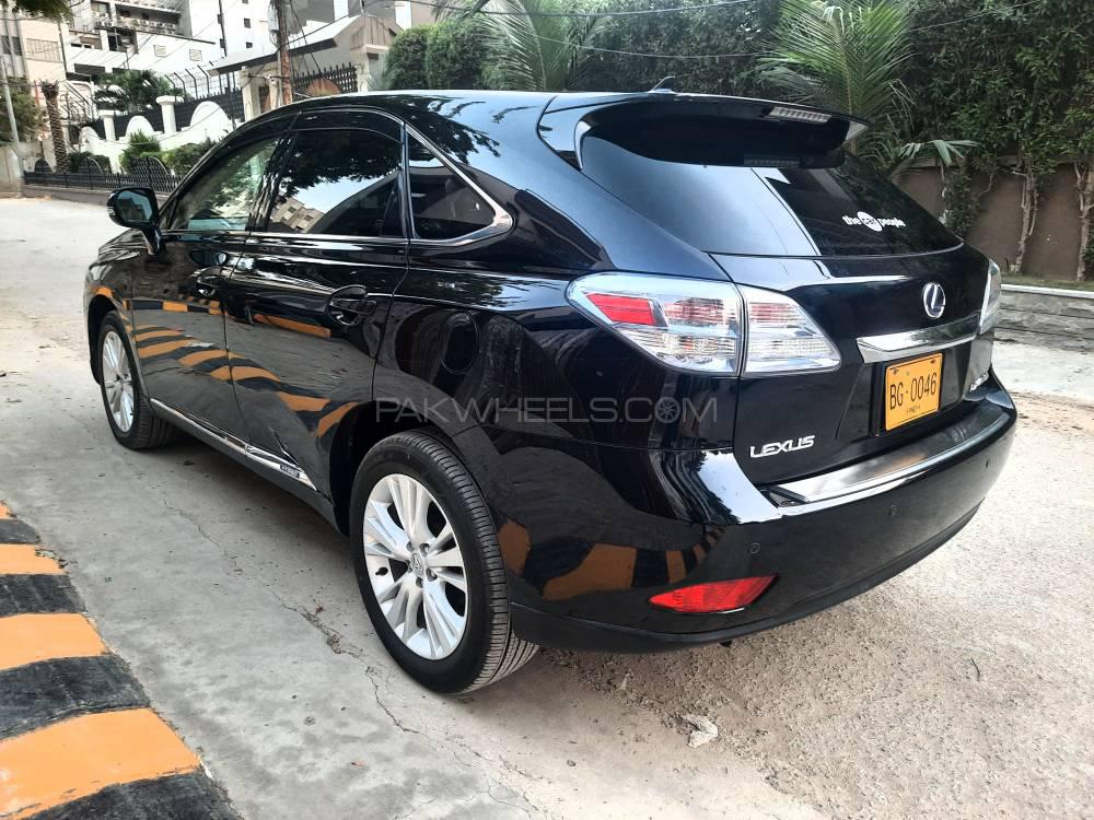Lexus RX Series 2010 for Sale in Karachi Lexus RX Series 2010 for Sale in Karachi Image-3