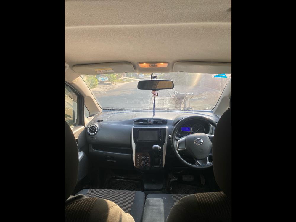 Nissan Dayz Highway Star 2013 for Sale in Lahore Nissan Dayz Highway Star 2013 for Sale in Lahore Image-7