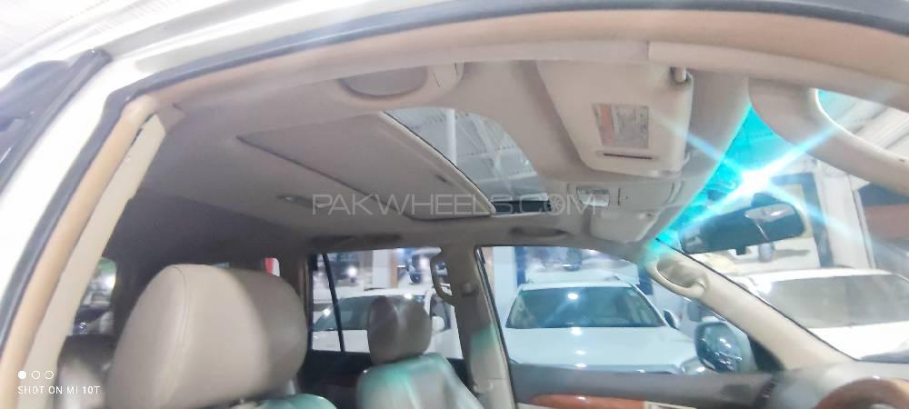 Toyota Prado 2006 for Sale in Peshawar Toyota Prado 2006 for Sale in Peshawar Image-8