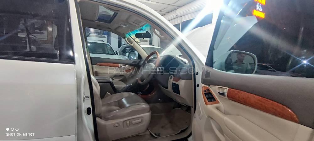 Toyota Prado 2006 for Sale in Peshawar Toyota Prado 2006 for Sale in Peshawar Image-9