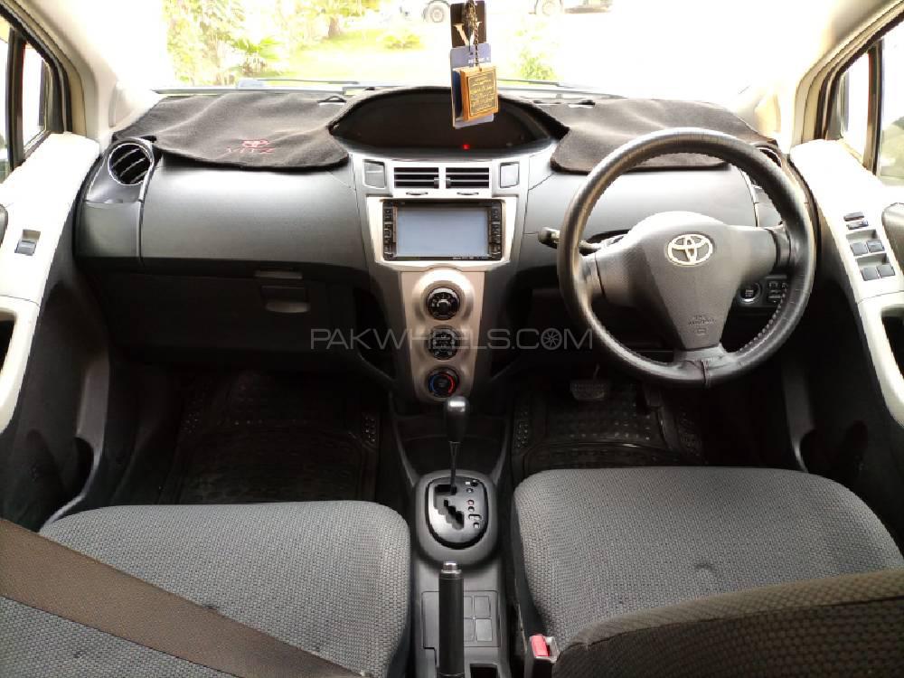 Toyota Vitz 2010 for Sale in Karachi Toyota Vitz 2010 for Sale in Karachi Image-7