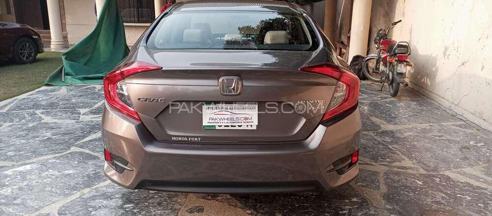 ہونڈا سوک 2018 for Sale in لاہور ہونڈا سوک 2018 for Sale in لاہور Image-6