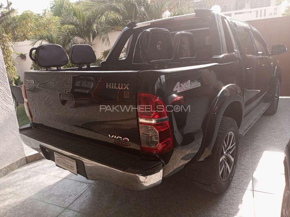 Toyota Hilux 2012 for Sale in Karachi Toyota Hilux 2012 for Sale in Karachi Image-4