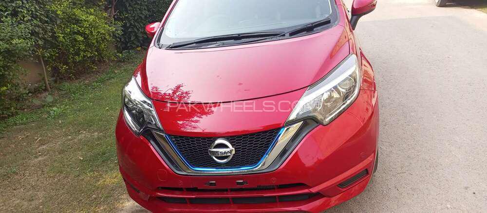 Nissan Note X 2018 Image-1