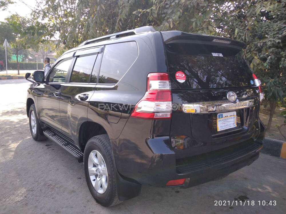 ٹویوٹا پراڈو 2016 for Sale in اسلام آباد ٹویوٹا پراڈو 2016 for Sale in اسلام آباد Image-5