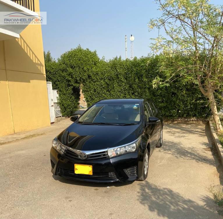 Toyota Corolla XLi VVTi 2015 Image-1