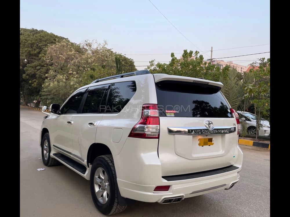 Toyota Prado 2012 for Sale in Karachi Toyota Prado 2012 for Sale in Karachi Image-5