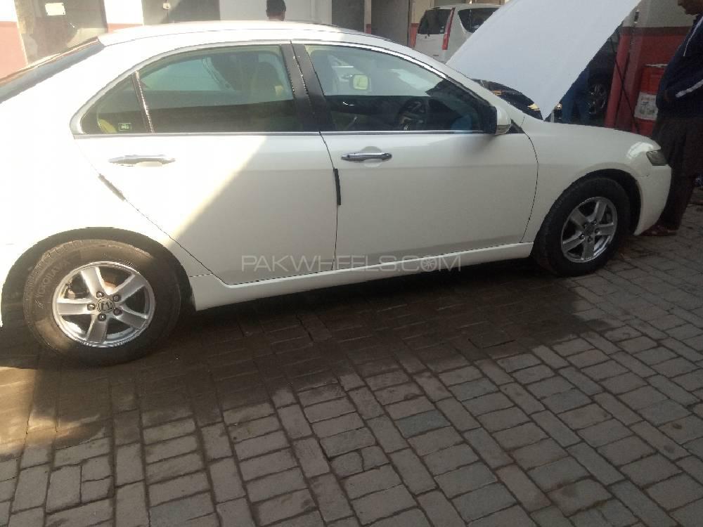 Honda Accord 2004 for Sale in Islamabad Honda Accord 2004 for Sale in Islamabad Image-2