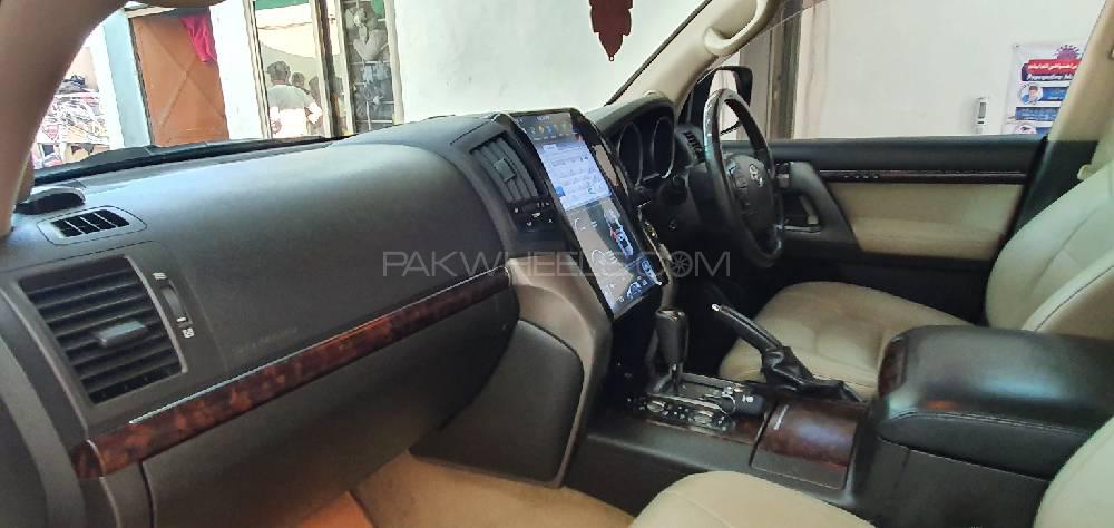 ٹویوٹا لینڈ کروزر 2010 for Sale in سیالکوٹ ٹویوٹا لینڈ کروزر 2010 for Sale in سیالکوٹ Image-6