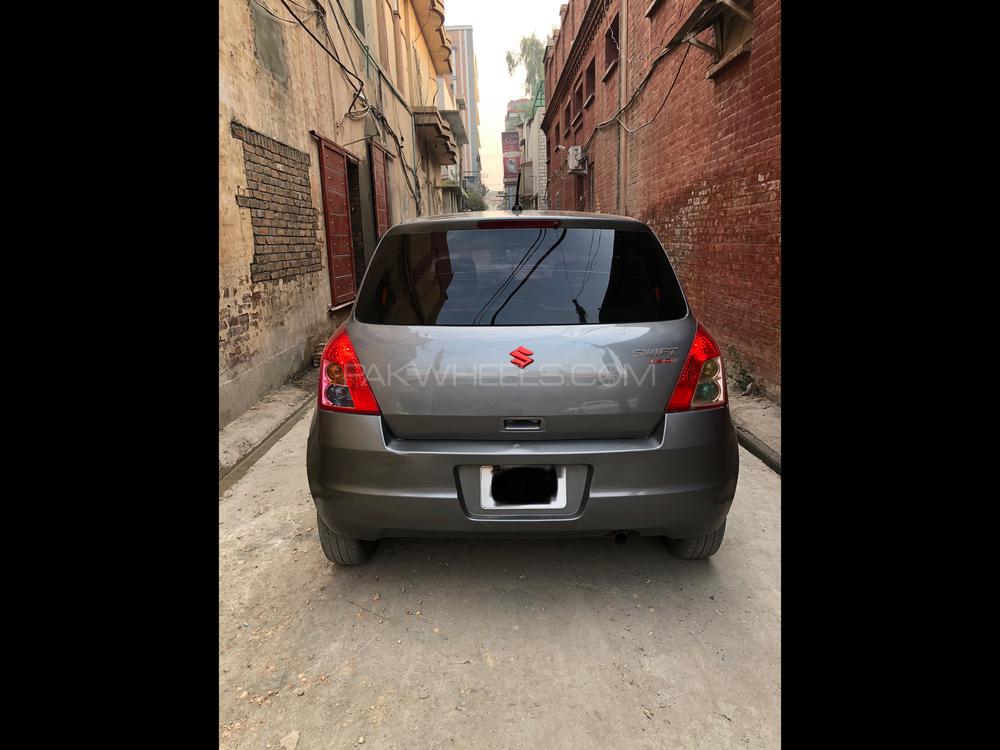 Suzuki Swift 2011 for Sale in Peshawar Suzuki Swift 2011 for Sale in Peshawar Image-4