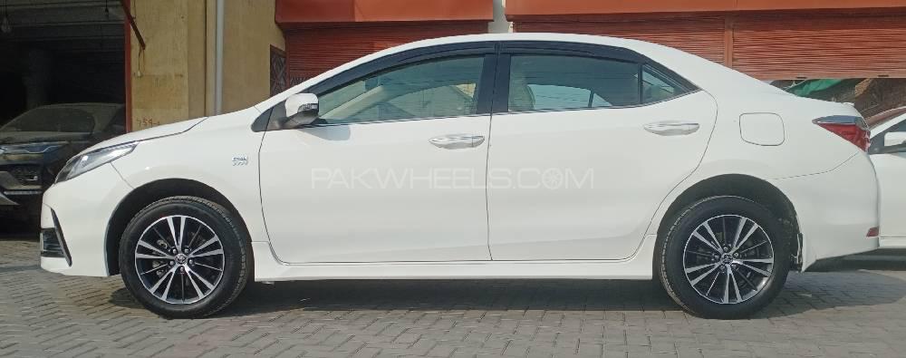 Toyota Corolla 2019 for Sale in Multan Toyota Corolla 2019 for Sale in Multan Image-13