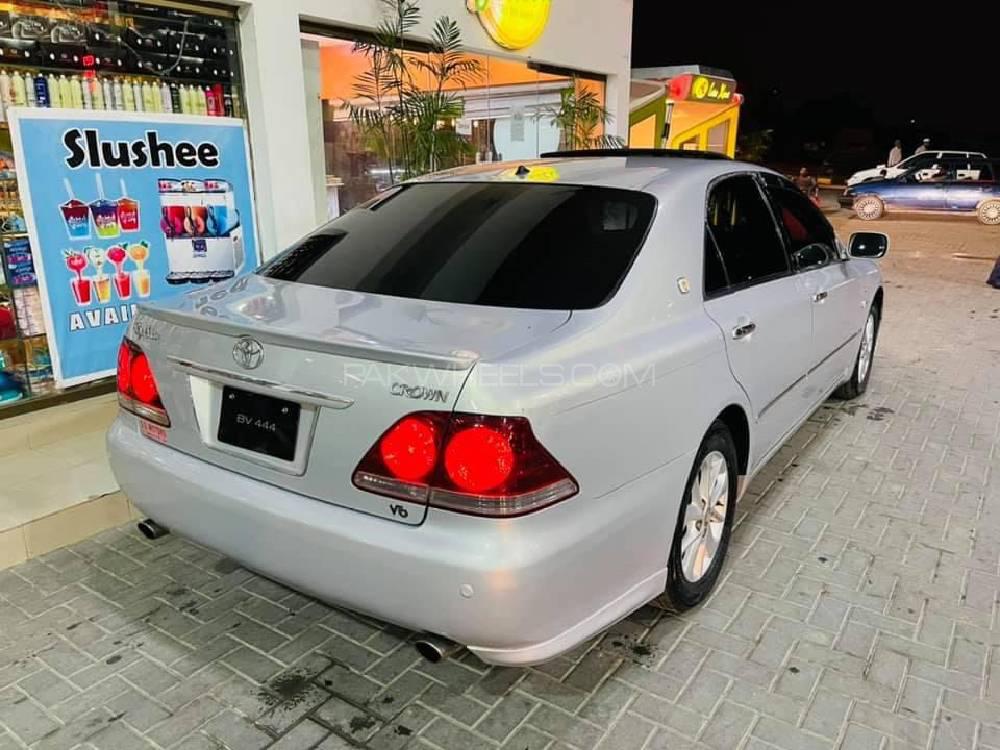 Toyota Crown 2005 for Sale in Islamabad Toyota Crown 2005 for Sale in Islamabad Image-6