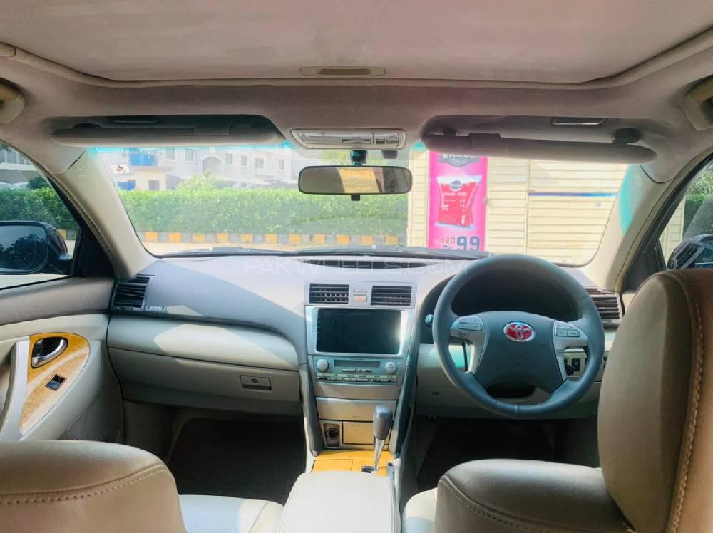 Toyota Camry 2006 for Sale in Lahore Toyota Camry 2006 for Sale in Lahore Image-9