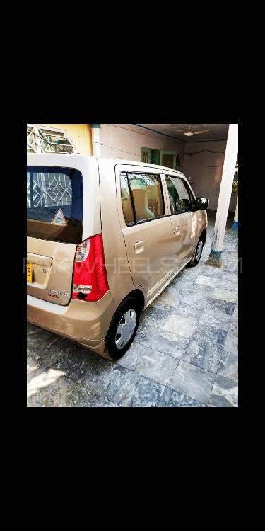 Suzuki Wagon R 2017 for Sale in Liaqat Pur Suzuki Wagon R 2017 for Sale in Liaqat Pur Image-5
