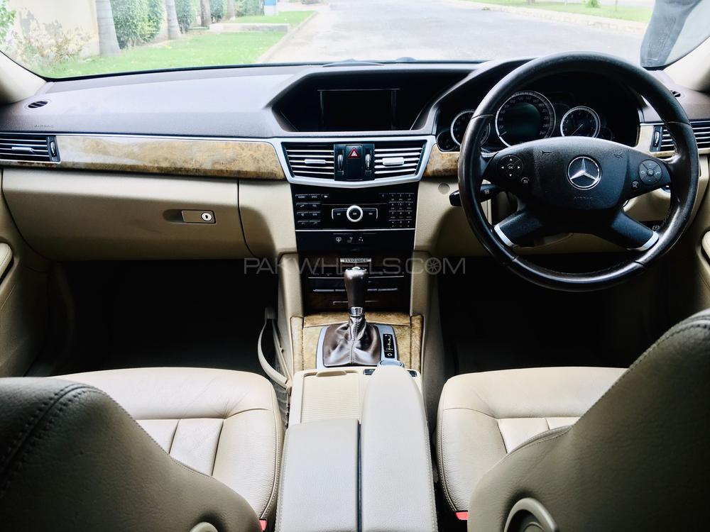 Mercedes Benz E Class 2011 for Sale in Lahore Mercedes Benz E Class 2011 for Sale in Lahore Image-13