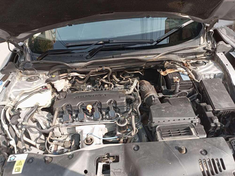 Honda Civic 2018 for Sale in Lahore Honda Civic 2018 for Sale in Lahore Image-8