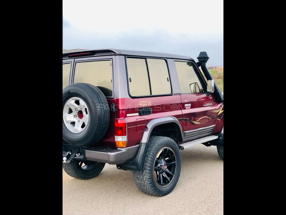 Toyota Land Cruiser 1995 for Sale in Karachi Toyota Land Cruiser 1995 for Sale in Karachi Image-4