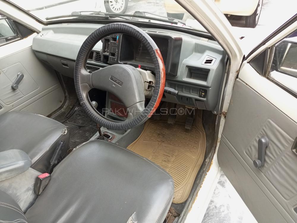 Suzuki Mehran 2005 for Sale in Lahore Suzuki Mehran 2005 for Sale in Lahore Image-4