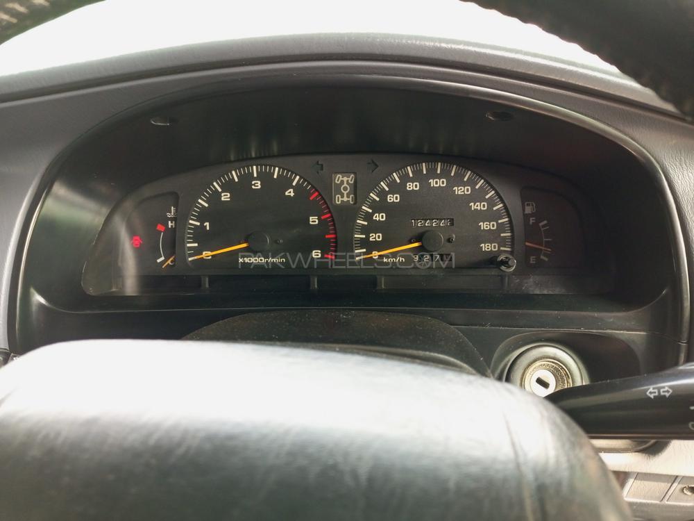 Toyota Surf 1996 for Sale in Lahore Toyota Surf 1996 for Sale in Lahore Image-8