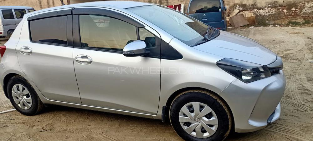 ٹویوٹا ویٹز 2015 for Sale in لاہور ٹویوٹا ویٹز 2015 for Sale in لاہور Image-2