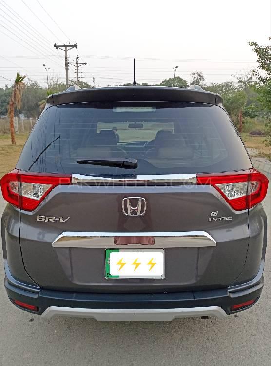 Honda BR-V 2018 for Sale in Lahore Honda BR-V 2018 for Sale in Lahore Image-2