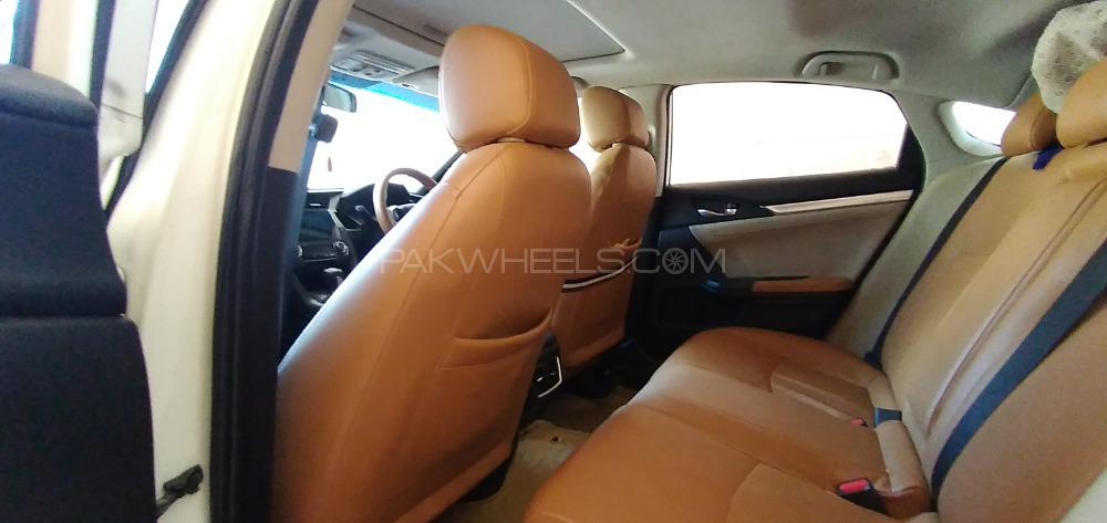 ہونڈا سوک 2018 for Sale in ملتان ہونڈا سوک 2018 for Sale in ملتان Image-10