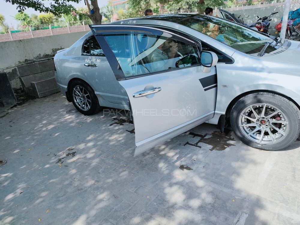 Honda Civic 2007 for Sale in Multan Honda Civic 2007 for Sale in Multan Image-6