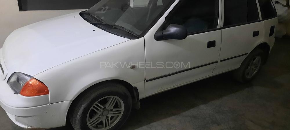 Suzuki Cultus 2005 for Sale in Sialkot Suzuki Cultus 2005 for Sale in Sialkot Image-2