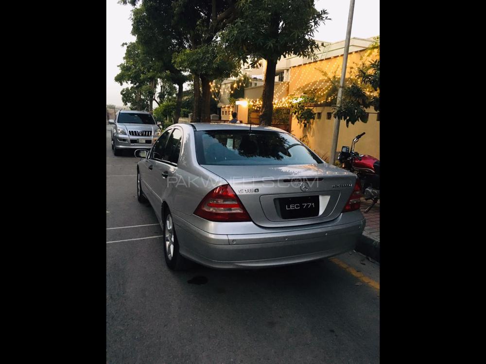 Mercedes Benz C Class 2005 for Sale in Rawalpindi Mercedes Benz C Class 2005 for Sale in Rawalpindi Image-13