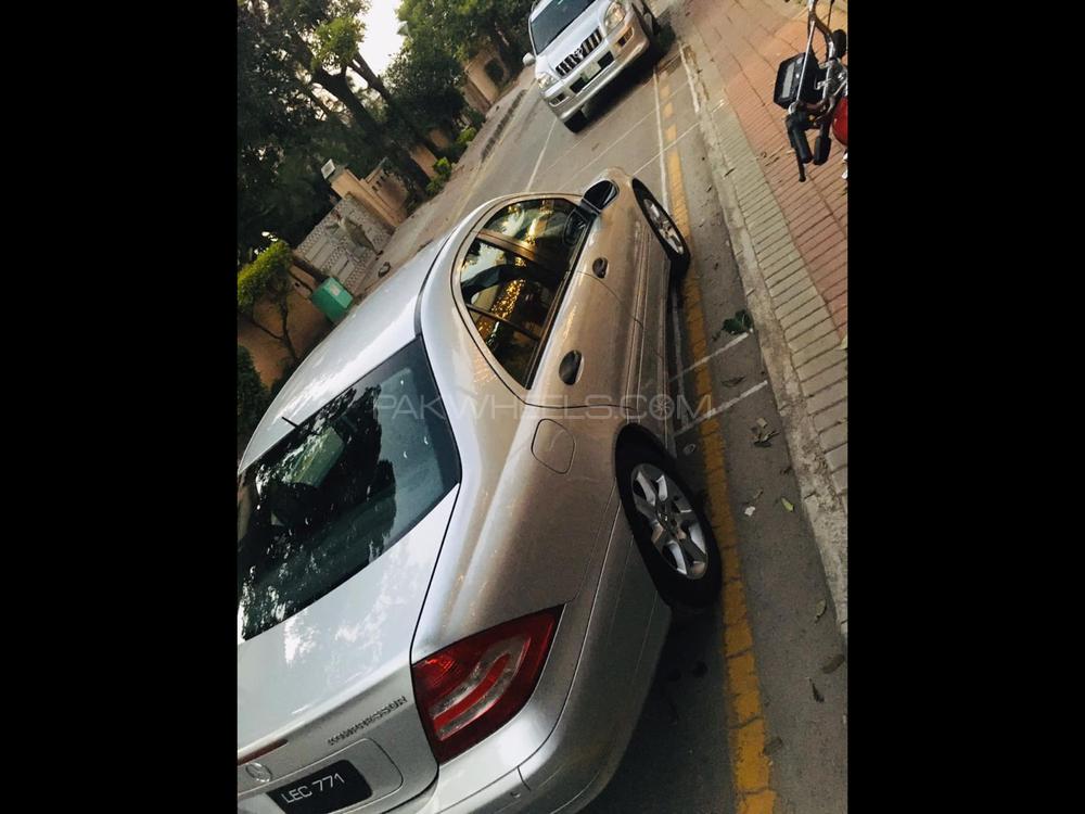 Mercedes Benz C Class 2005 for Sale in Rawalpindi Mercedes Benz C Class 2005 for Sale in Rawalpindi Image-15
