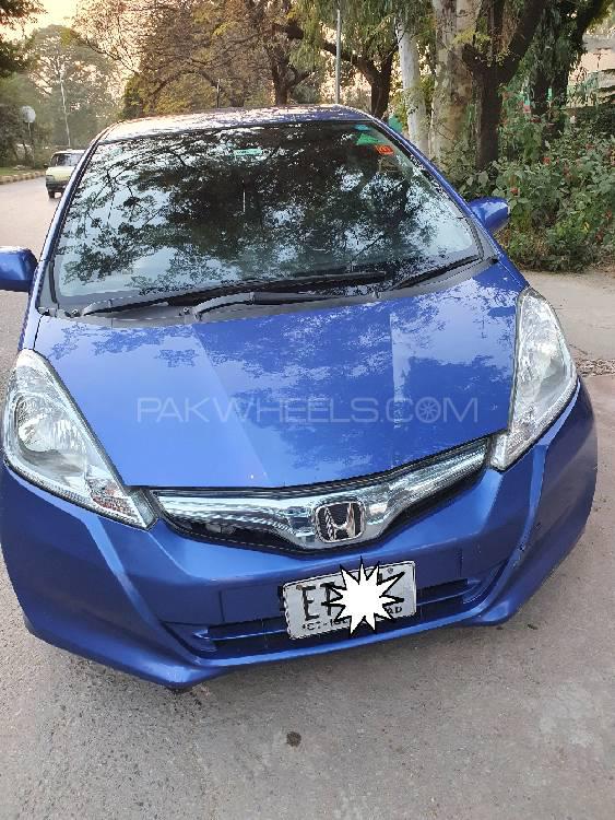 Honda Fit 13G Smart Style Edition 2011 Image-1