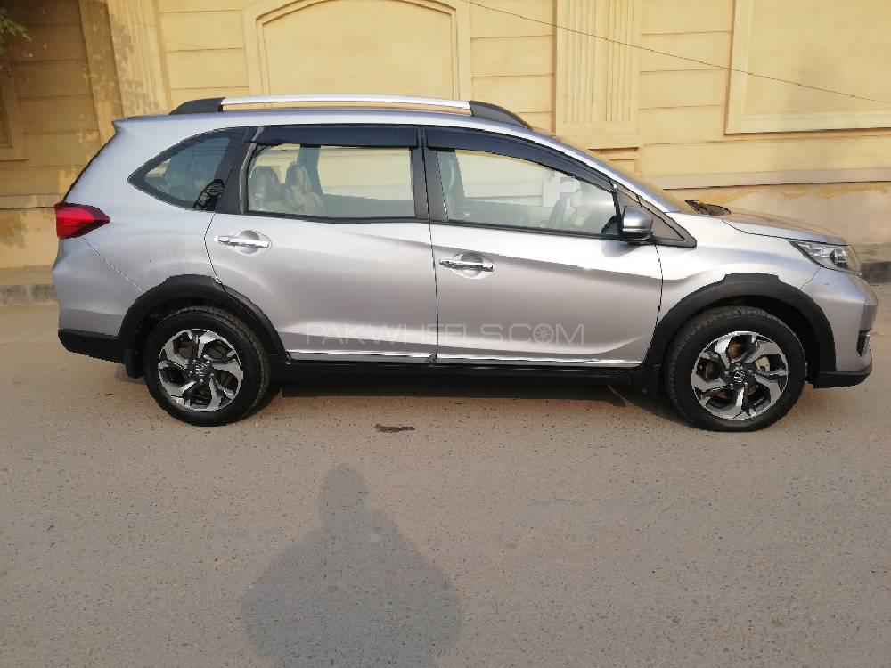 Honda BR-V 2020 for Sale in Multan Honda BR-V 2020 for Sale in Multan Image-6