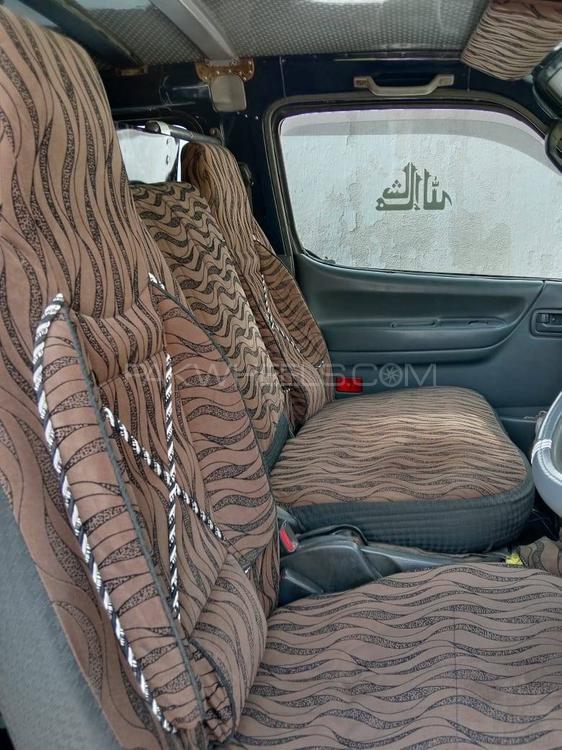 Toyota Hiace 2002 for Sale in Rawalpindi Toyota Hiace 2002 for Sale in Rawalpindi Image-7