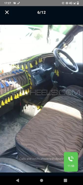 Toyota Hiace 2002 for Sale in Rawalpindi Toyota Hiace 2002 for Sale in Rawalpindi Image-6