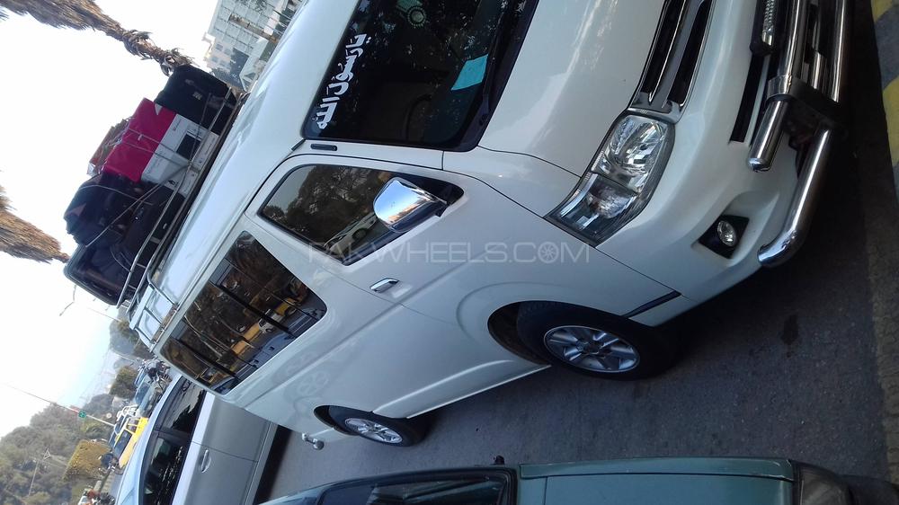 Toyota Hiace 2018 for Sale in Bahawalpur Toyota Hiace 2018 for Sale in Bahawalpur Image-2