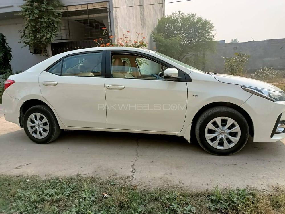 Toyota Corolla 2019 for Sale in Lahore Toyota Corolla 2019 for Sale in Lahore Image-13