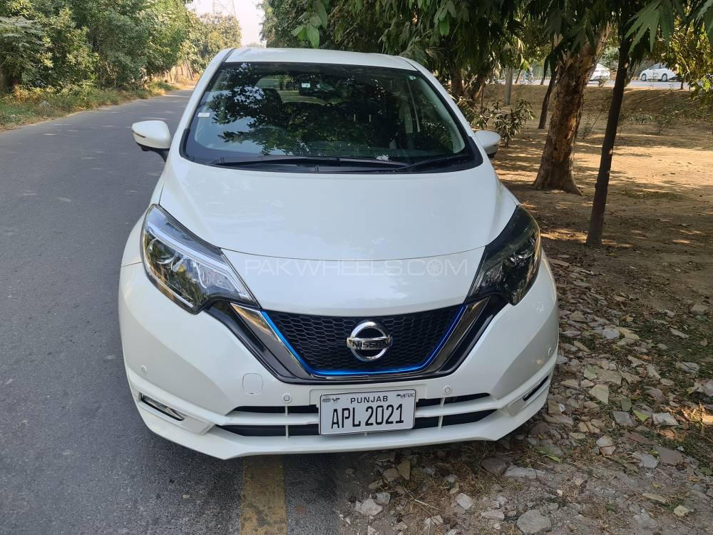 Nissan Note 2018 for Sale in Lahore Nissan Note 2018 for Sale in Lahore Image-2