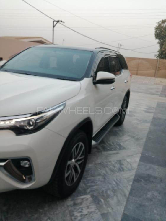 Toyota Fortuner 2018 for Sale in Sahiwal Toyota Fortuner 2018 for Sale in Sahiwal Image-2