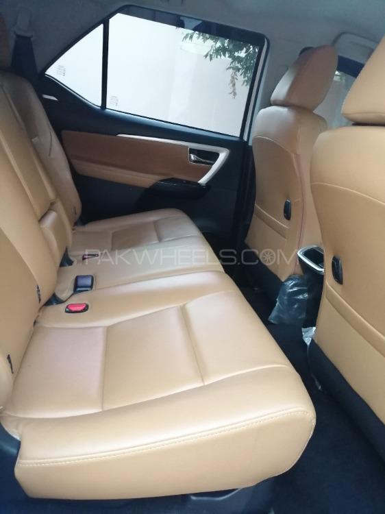 Toyota Fortuner 2018 for Sale in Sahiwal Toyota Fortuner 2018 for Sale in Sahiwal Image-4