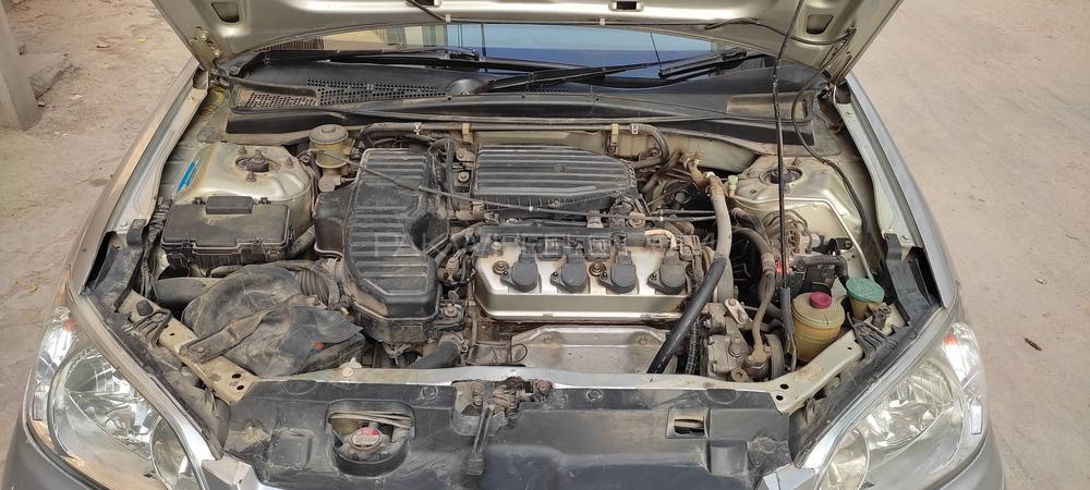Honda Civic 2005 for Sale in Hyderabad Honda Civic 2005 for Sale in Hyderabad Image-12