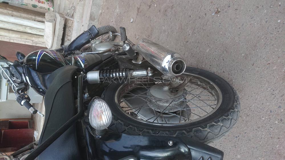 Suzuki GS 150 2015 for Sale Suzuki GS 150 2015 for Sale Image-2