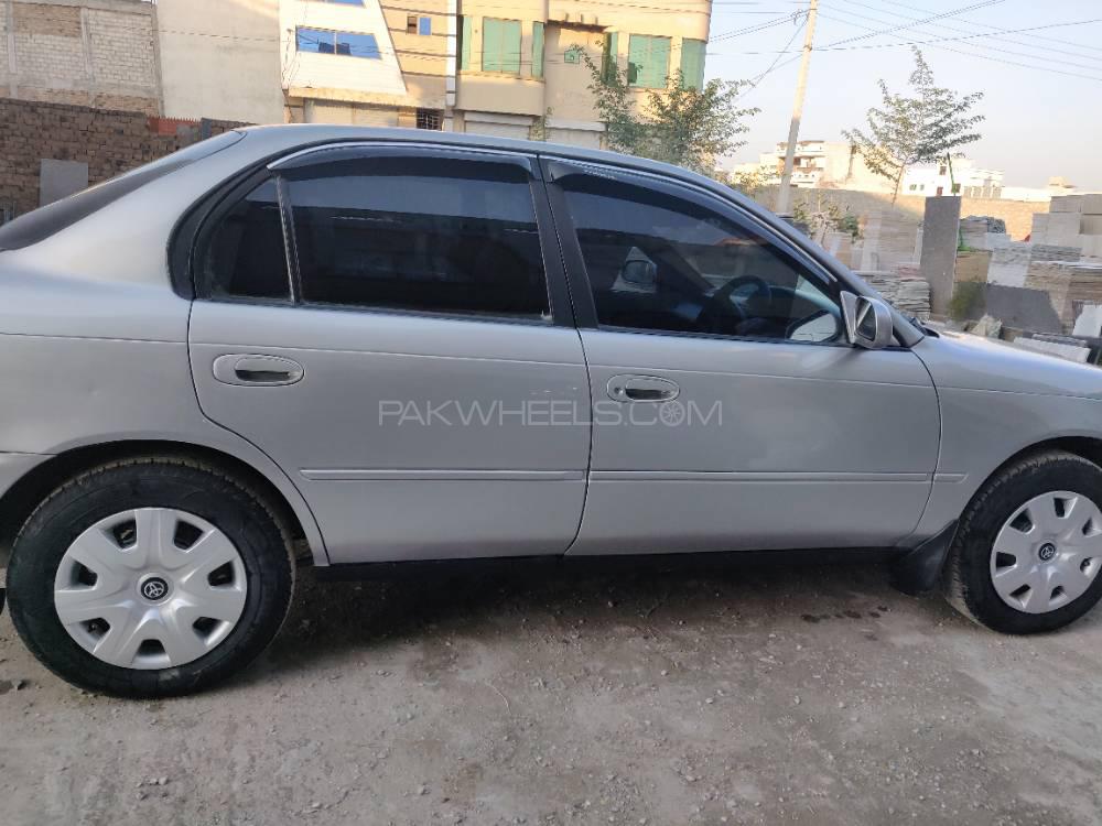 ٹویوٹا کرولا 2001 for Sale in اٹک ٹویوٹا کرولا 2001 for Sale in اٹک Image-3