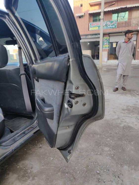 ٹویوٹا کرولا 2001 for Sale in اٹک ٹویوٹا کرولا 2001 for Sale in اٹک Image-5