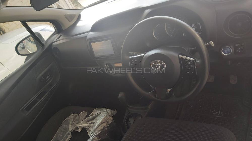 Toyota Vitz 2017 for Sale in Islamabad Toyota Vitz 2017 for Sale in Islamabad Image-8