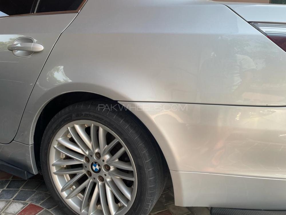BMW 5 Series 2004 for Sale in Lahore BMW 5 Series 2004 for Sale in Lahore Image-4