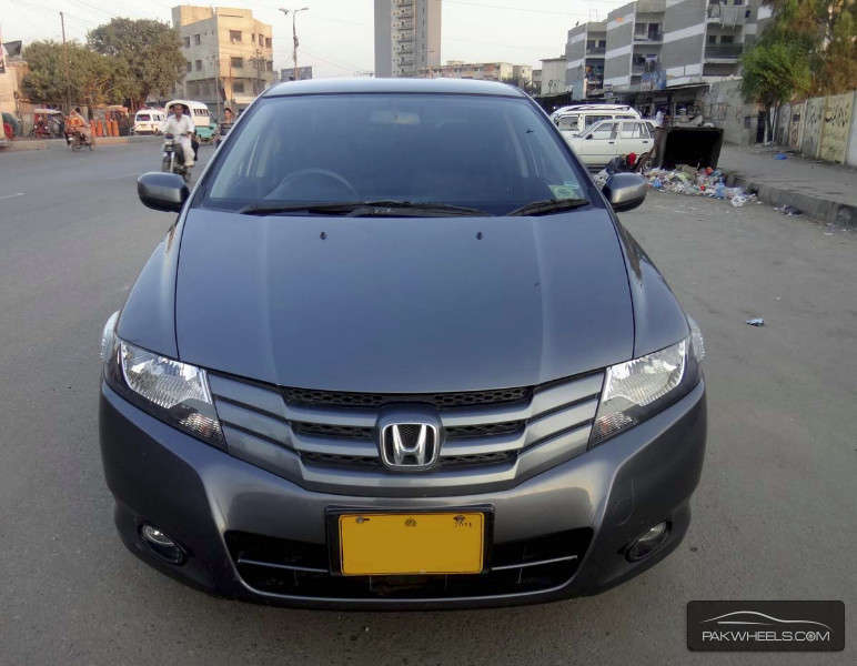 Honda City 2011 for Sale in Karachi Image-1
